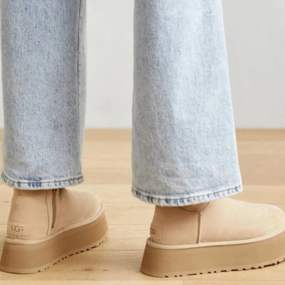 Ugg Classic Dipper Platform Boots 45 Sand Beige New